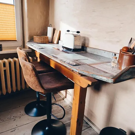 Viktoria - Vintage *