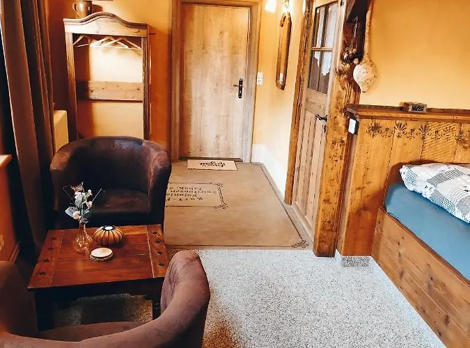 Viktoria - Vintage Lejlighed Bad Klosterlausnitz